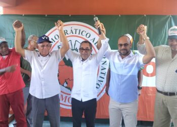 El Partido MODA proclama a Bernardo Alemán como candidato a senador por Montecristi