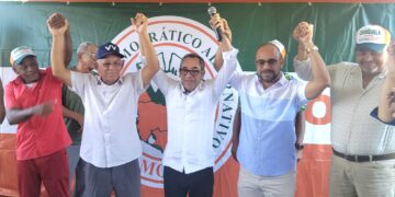 El Partido MODA proclama a Bernardo Alemán como candidato a senador por Montecristi