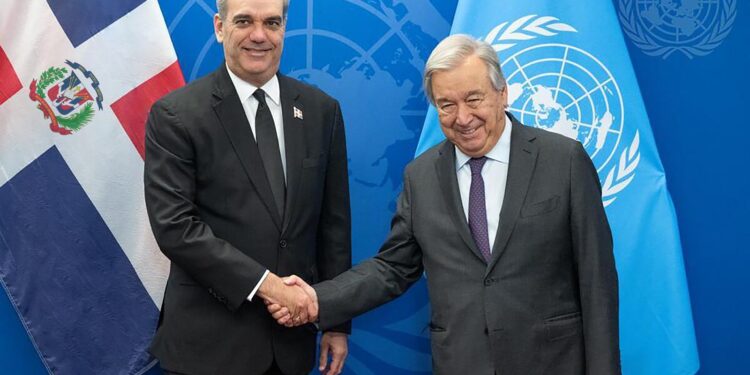 Abinader solicita a Secretario General ONU redoblar esfuerzos para despliegue misión de seguridad en Haití