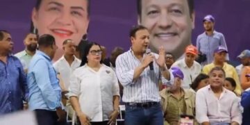 Abel Martínez proclama a Rosa Peña como candidata a alcalde Yaguate
