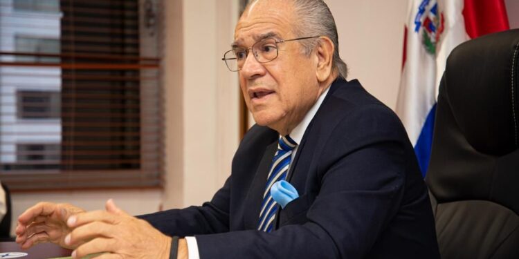 SISALRIL sanciona clinica por cobro indebido a afiliados a la Seguridad Social