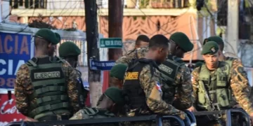 Despliegan personal y equipo en el sector de Capotillo