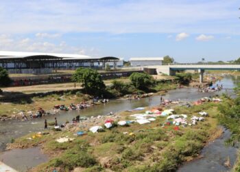 Representantes RD y Haití se reúnen en SD para tratar conflicto sobre río Masacre