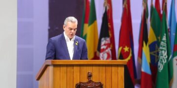 Presidente Abinader habla sobre promover una cultura innovadora basada en educación y tecnología en Cumbre G77