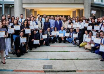 Edesur y Unapec inician tercer diplomado sobre sector eléctrico
