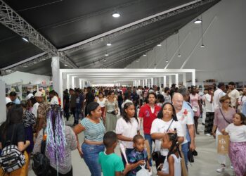 Ventas en librerías superan los 50 millones de pesos en la Feria Internacional del Libro 2023