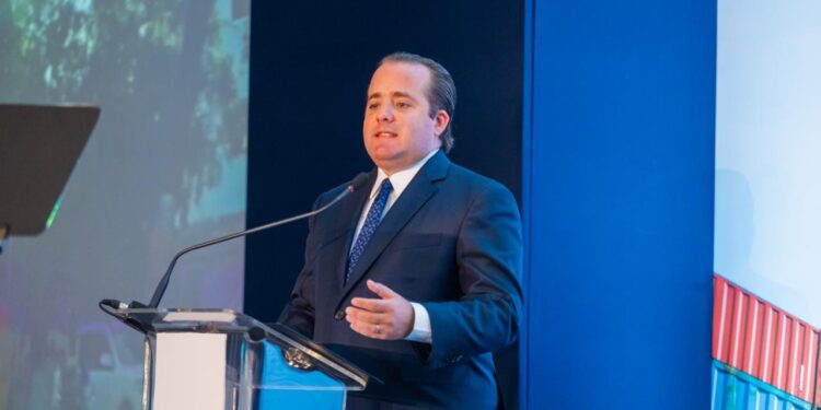 Paliza “Agenda de Abinader ha permitido avances en sectores productivos de RD”