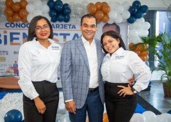 Elías Báez presenta Programa "Bienestar" como parte de su propuesta de gobierno municipal en SDO