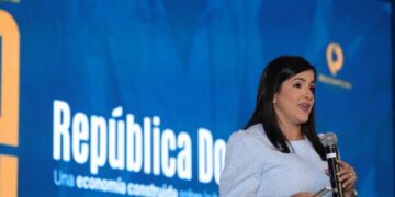 Gobierno reconoce empresas de inversión extranjera por sus aportes a la economía dominicana