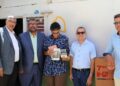 Escuela de Filosofía de la UASD realiza entrega de libros a Benjamín Bobadilla