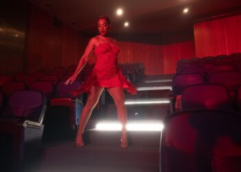 Letón Pé lanza nuevo EP “Rojo Rubí”; busca dejar una huella en la música tropical