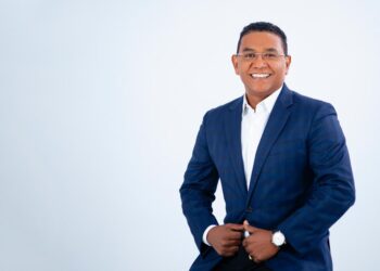 Demetrio Lluberes asegura que el gobierno ha invertido poco en San Cristóbal