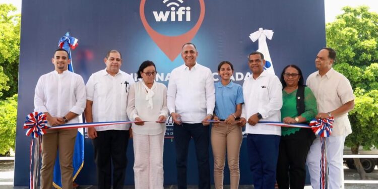 Indotel instala puntos Wi-Fi en Barahona