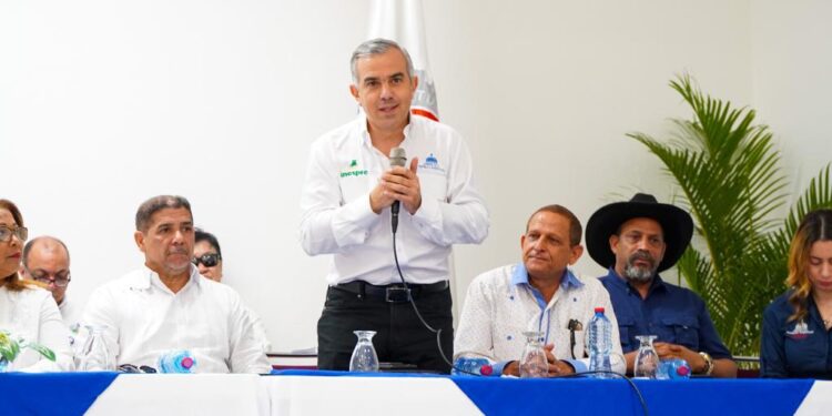 Inespre anuncia venta de cartón de huevos a 100 pesos de productores de Dajabón