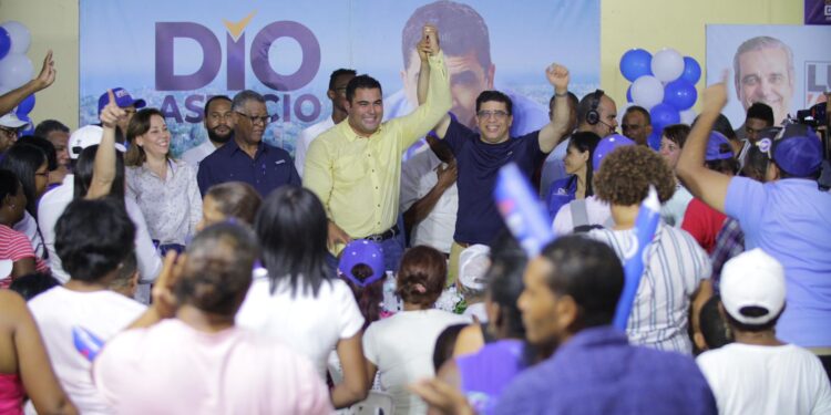 Dío Astacio aumenta su ventaja con la entrada de la fuerte estructura del Diputado Carlos de Jesús