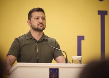 Zelensky llegó a Washington para reunirse con Biden y dijo que “la defensa aérea será una de las prioridades”