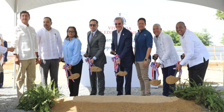 Presidente Abinader inicia trabajos de construcción del edificio Ciudad Judicial de SDO