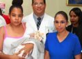 Ya está en brazos de su madre bebé fue raptada de maternidad en Santiago