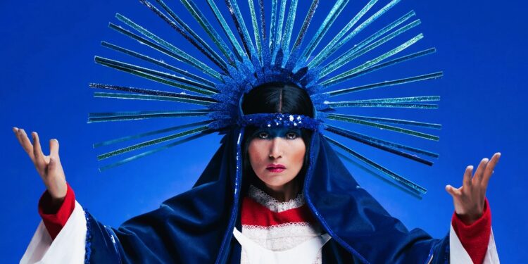 Es un orgullo diseñar para una obra como "Isla de Sangre", expreso Bautista Sierra