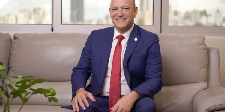 Ulises Rodríguez es declarado funcionario del mes por Portal Nuestras Instituciones Públicas