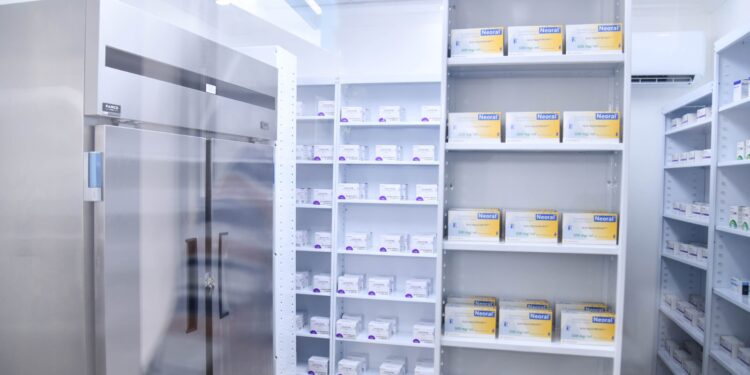 Ministerio de Salud Pública remodela y moderniza su farmacia de Medicamentos de Alto Costo en el Robert Reid Cabral