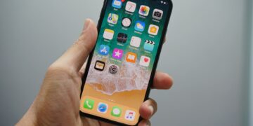 China prohíbe a sus funcionarios el uso de iPhone en el trabajo, según el WSJ