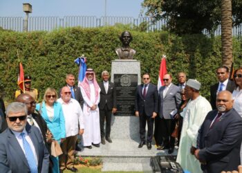 Embajada de RD en Egipto devela el primer busto oficial del prócer Juan Pablo Duarte en el Continente Africano
