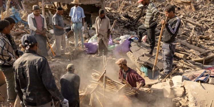 Ascienden a 2.497 los muertos y a 2.476 los heridos en el terremoto de Marruecos