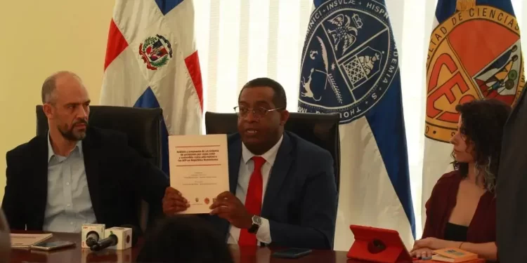 Presentan propuesta sobre pensión de vejez como alternativa al modelo de AFP