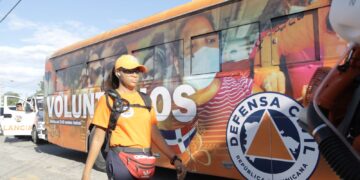 ¡Defensa Civil contra el dengue! Institución despliega miles de voluntarios en jornada nacional de fumigación