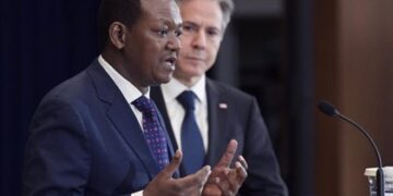 Kenia confía en que el millar de policías que enviará a Haití acabe finalmente con la violencia de las bandas