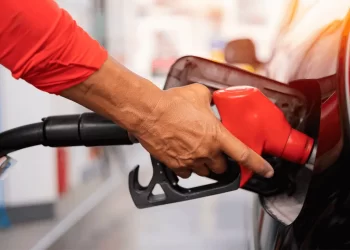 Con subsidio de 800 millones de pesos a combustibles, Gobierno protege economía familiar