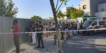 Un menor hiere con un arma blanca a tres profesores y dos alumnos en un instituto de Jerez