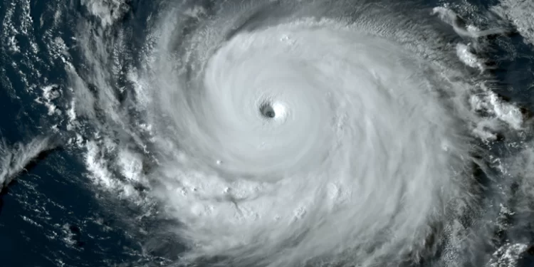 Se forma la depresión tropical 13 en el Atlántico; se prevé que llegue a ser un huracán de gran categoría