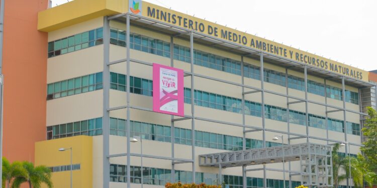 Medio Ambiente mejorará centros de vigilancia en áreas protegidas de Puerto Plata y Montecristi