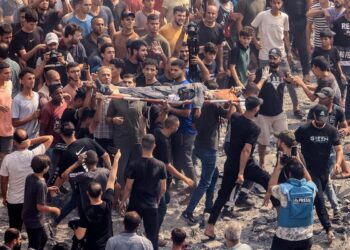 Israel confirmó al menos 700 muertos por el ataque terrorista de Hamas y más de 100 israelíes secuestrados en Gaza