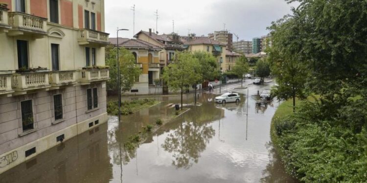 La familia del tirador de Maine avisó a la Policía sobre su salud mental