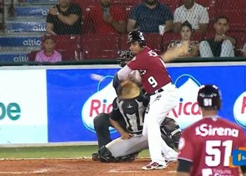 Gigantes ganan el quinto seguido ante Leones del Escogido