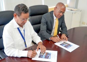 Medio Ambiente y la Utepda firman convenio para el manejo de la cuenca del Río Nizao