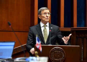 Roberto Álvarez reafirmó ante el Senado que el país siempre ha rechazado la construcción del canal en Haití