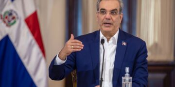 Presidente Abinader condena combates de Hamás contra Israel