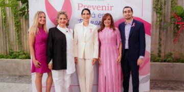 Jefa cirugía hospital de Miami afirma 98% diagnósticos tempranos sobreviven al cáncer de seno