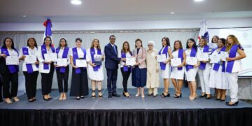 Raquel Peña asegura participación de mujeres en toma de decisiones contribuye al desarrollo de la sociedad