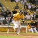 Águilas vencen a los Toros con gran ofensiva y ganan su primer juego