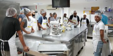 Inabie e Industria y Comercio capacitan más de 300 suplidores de alimentación escolar
