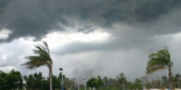 Aguaceros, tronadas, ráfagas de viento y seis provincias en alerta