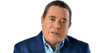 René Fortunato premiado en Turquía y distinguido en Roma