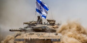 Israel atacó más de cien objetivos de Hamas en Gaza y abatió a un agente del grupo terrorista