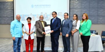 Ministro Daniel Rivera presenta en La Vega el Plan Estratégico Nacional de Salud 2030