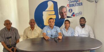 José Radhamés González gana candidatura a regidor por SDO